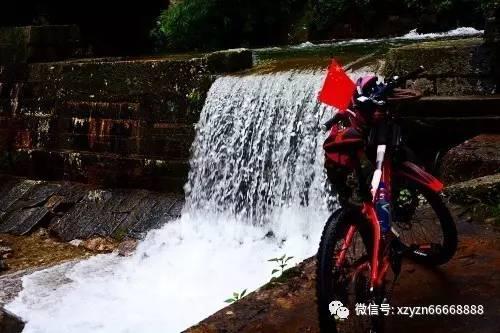 笔记本电脑电源灯亮开不了机怎么办游戏画面