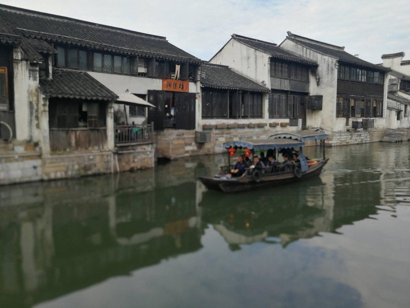 呼和浩特赛罕公安破获一起砸汽车玻璃盗窃案,抓获犯罪嫌疑人1名